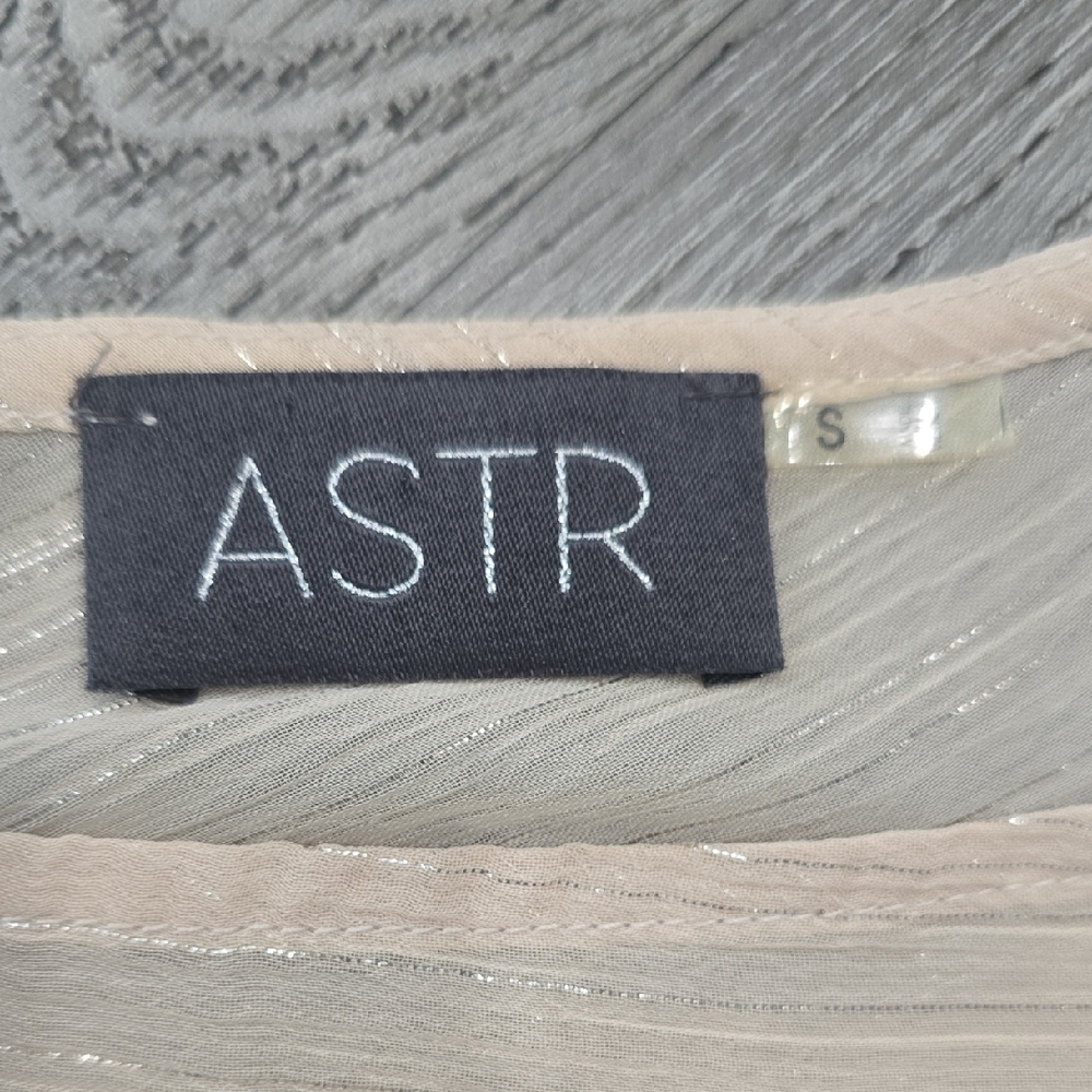 Astr Cream Camisole Top, V Neck, Silky, Small, Straps - Picture 5 of 5